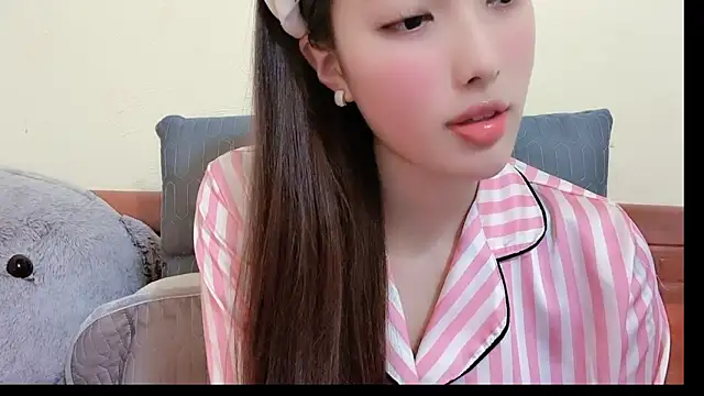 Mi-Chibi's cam snapshot