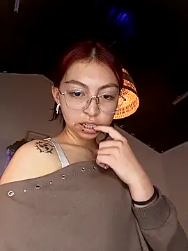 _isisnull's cam snapshot