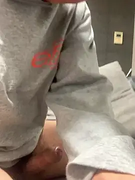 hiro252326 live sex cam