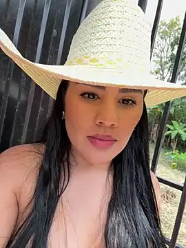 laure_torres live sex cam