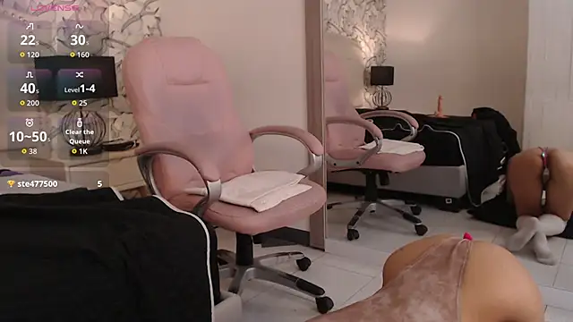 Venusandrea29's cam snapshot