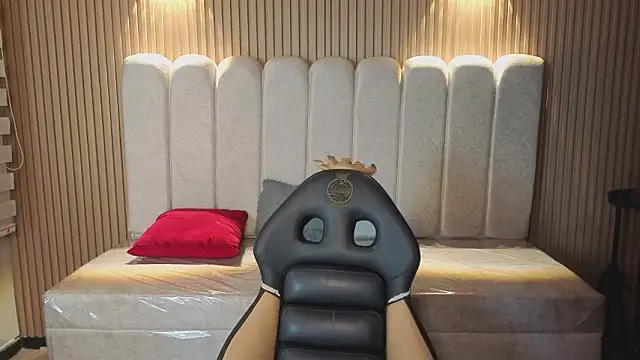 Perla_lovely_'s cam snapshot