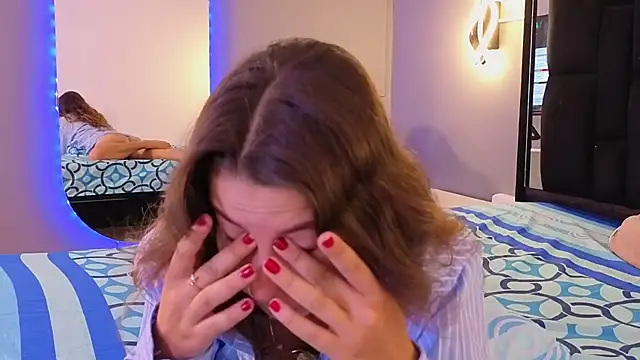 jolie_lov's cam snapshot