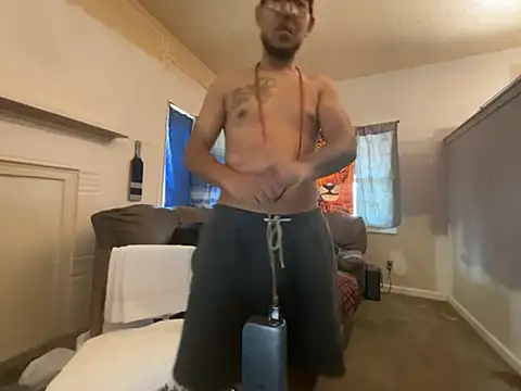 ThrowedWorldWide's cam snapshot