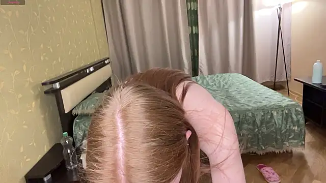 KarlynGow's cam snapshot