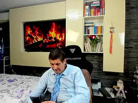 SpartacusDaddy48's cam snapshot