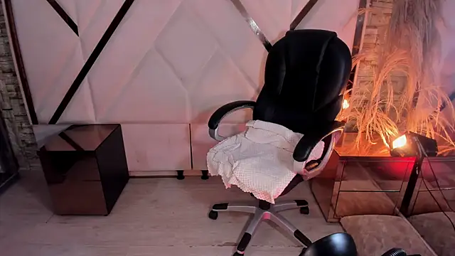 Irina_Rouse's cam snapshot