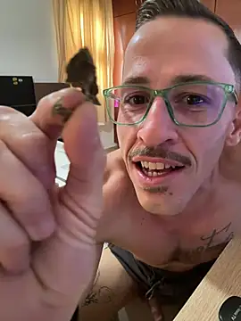 Lucasjandre's cam snapshot