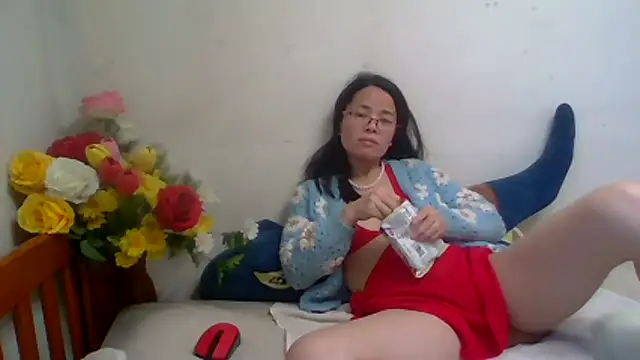 sweethanajapanese's cam snapshot