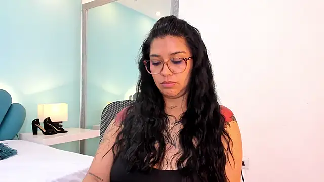 sharlott18's cam snapshot