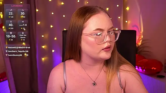 FeliciaLorne's cam snapshot