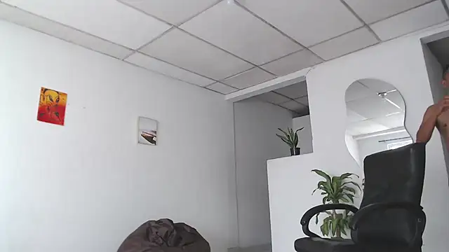 Aaronblack1_ live sex cam