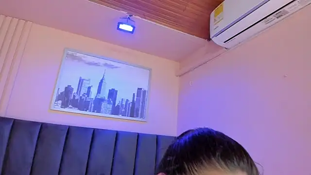 sophi_blosson's cam snapshot