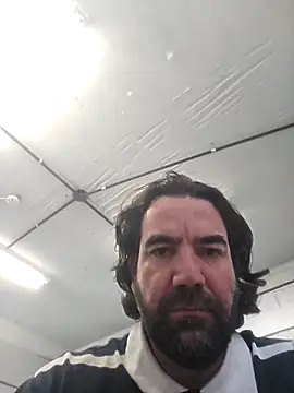 MysterBearMG live sex cam