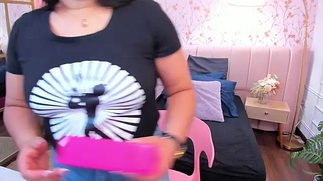 taylor_bennet's cam snapshot