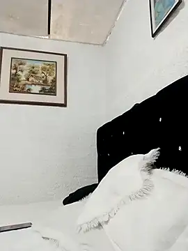 ElizabethWeil's cam snapshot