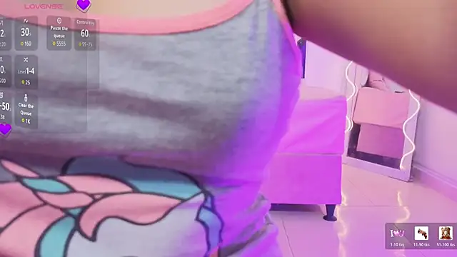 ZURY_TAY's cam snapshot