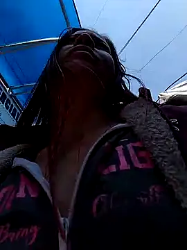 LaraCaliente's cam snapshot