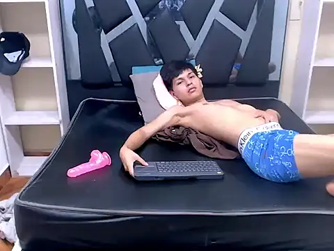 Mortelle_'s cam snapshot