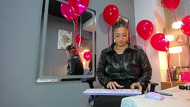 zoe_taylorr1's cam snapshot