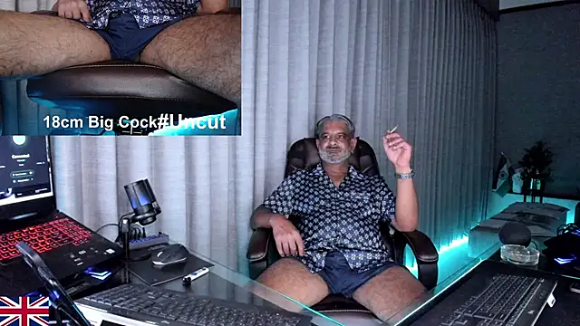 OnlineBossUK live sex cam