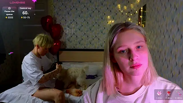 Girls_Fingers live sex cam