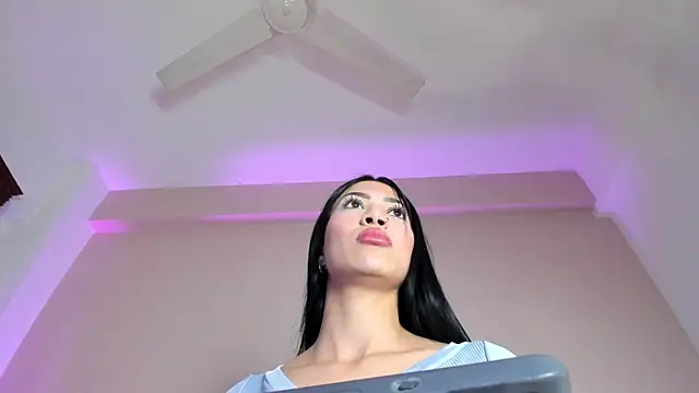 AbbieJoness_'s cam snapshot