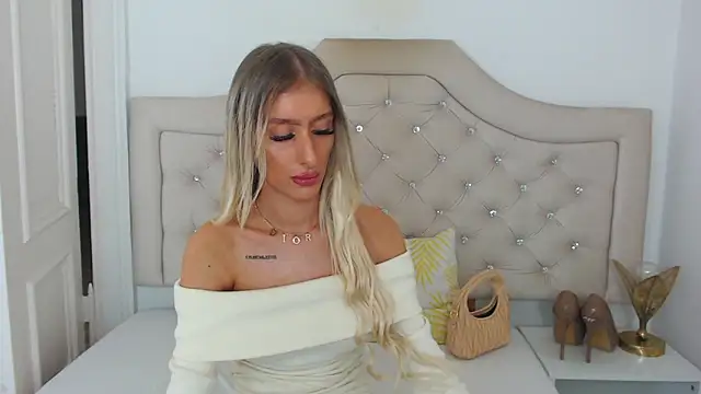 NatalieSensual's cam snapshot