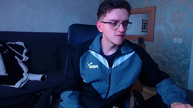 FelixStarkk live sex cam