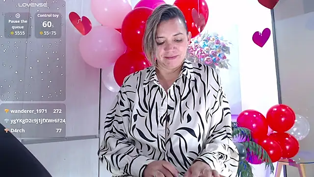 milfsecret69's cam snapshot