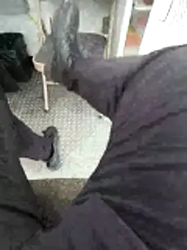 Gotabodiee live sex cam