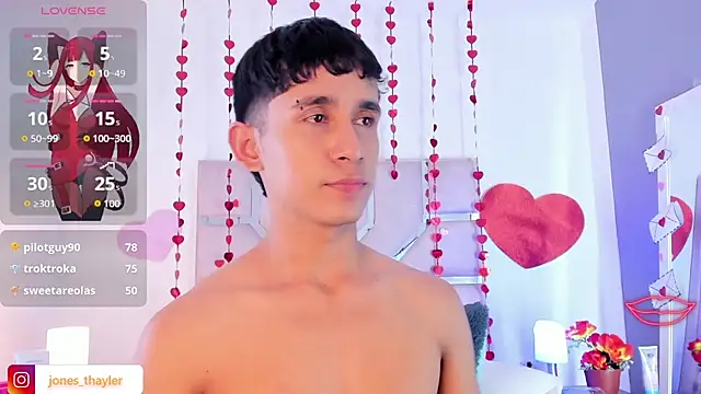Thayler_jones live sex cam