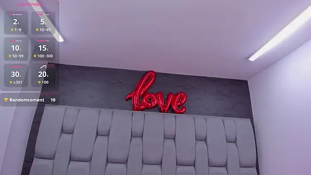 Messy-Saray-'s cam snapshot