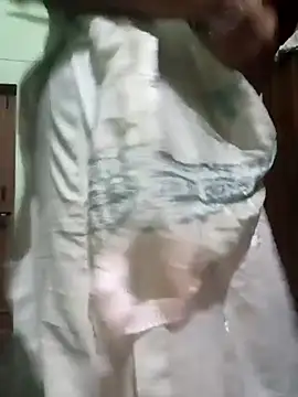 Eshwari_Chopra's cam snapshot