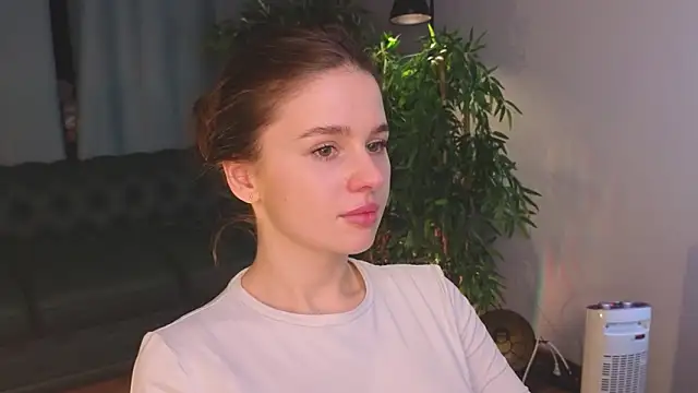 Olivia_Farrell's cam snapshot