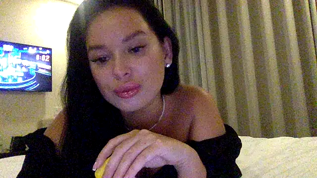 Fayronna's cam snapshot