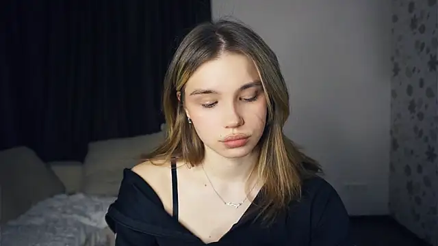 EarthaStinett's cam snapshot