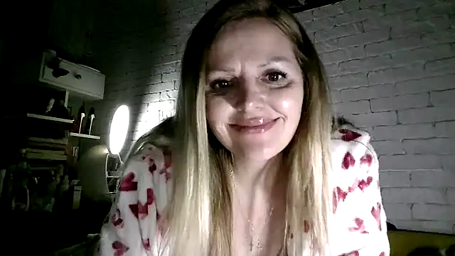 Angel_girllovemy live sex cam