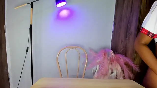 khate_smith's cam snapshot