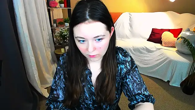 AlluringLookk's cam snapshot