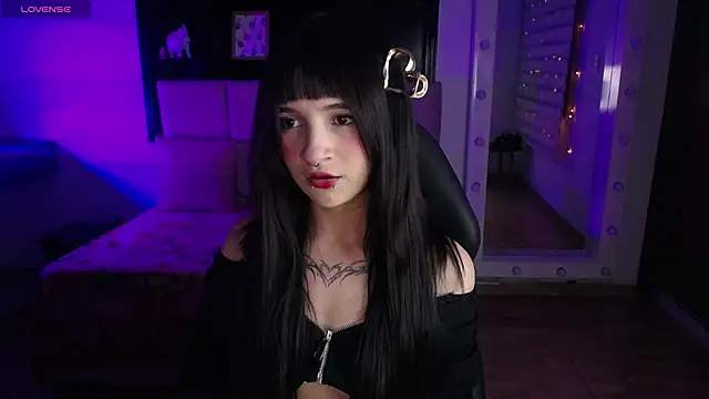 _Charlotte_Collins_ live sex cam