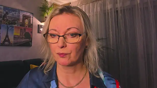 vanessa_chat's cam snapshot