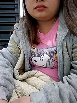 mai-mai-97's cam snapshot