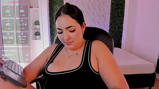 sofiacaramel live sex cam