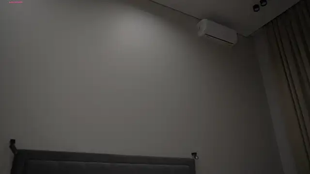 TastyPoint live sex cam