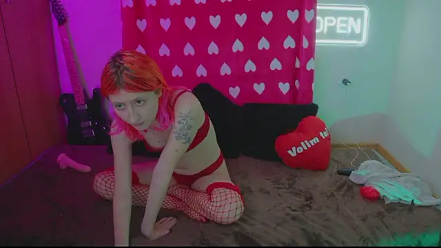 Bloom-fairy's cam snapshot