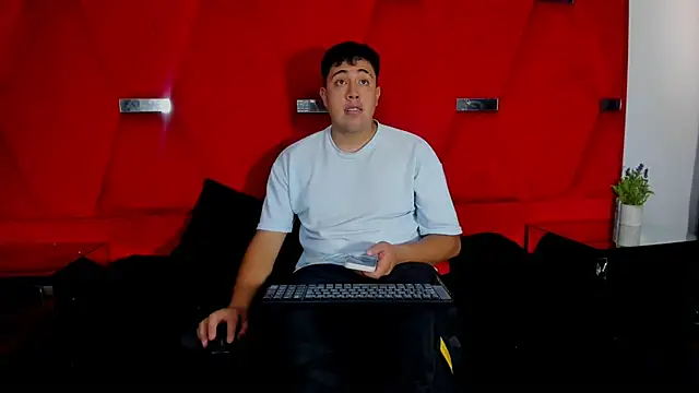 Emma_And_Darling live sex cam