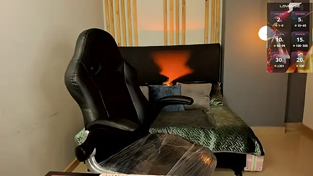 Holly_madison_ live sex cam