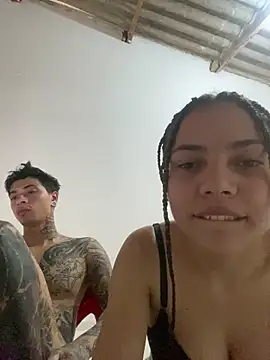 Daniela_hot23's cam snapshot