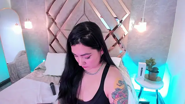 KathiaJenner's cam snapshot